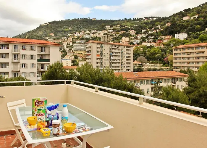 Climatise Au Calme, Terrasse Vue Colline شقة *